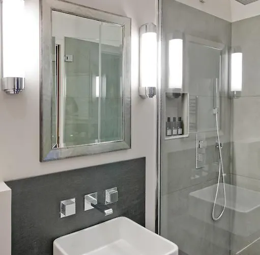 My For Luxury Adults Only 4* Paryż